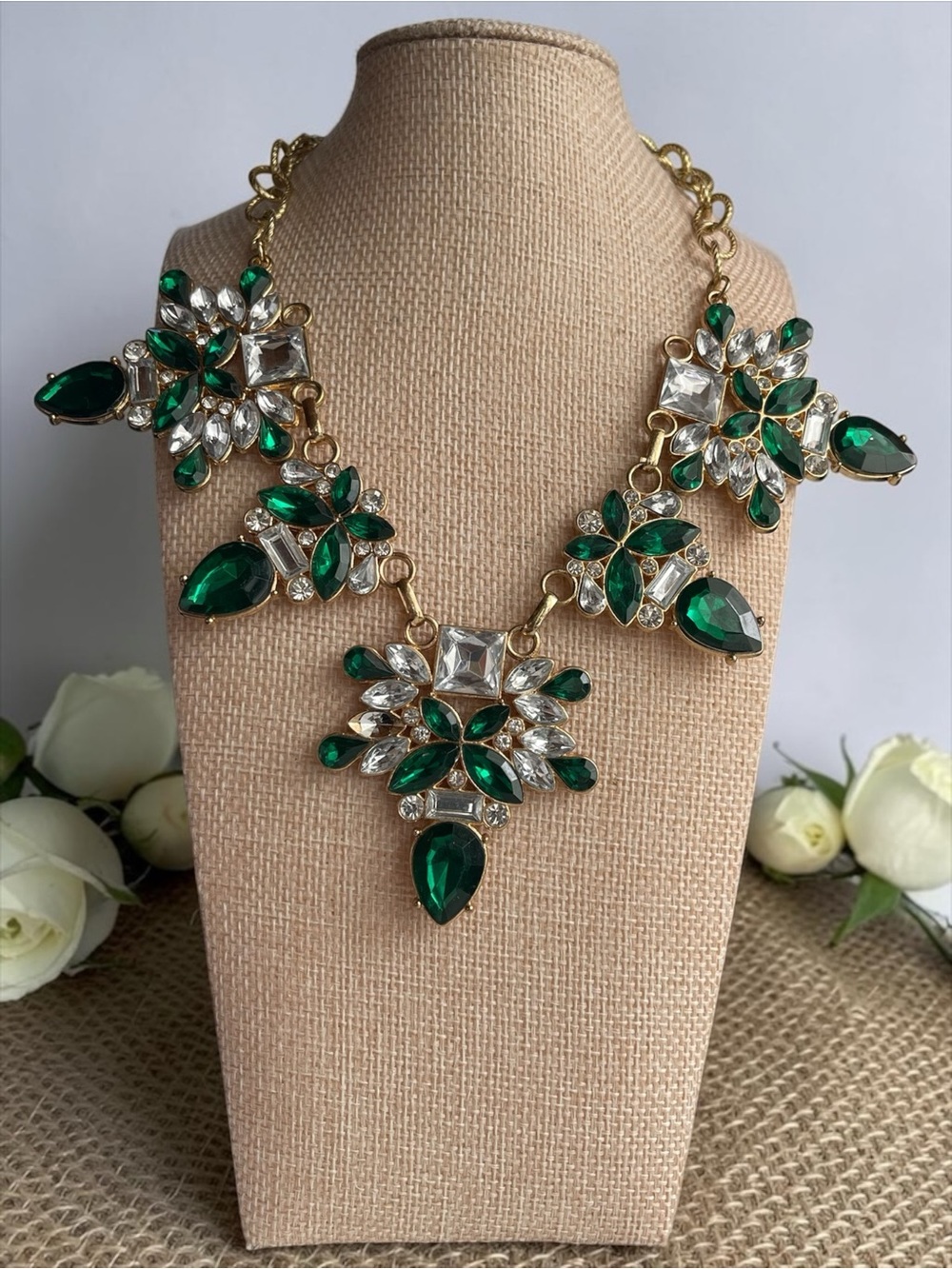Charming Charlie Green Clear Glass Starburst Statement Necklace